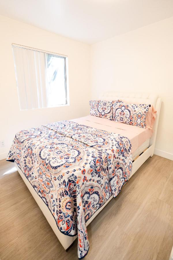 Cozy Small 2 Bedroom In Koreatown/Hollywood Los Angeles Eksteriør billede